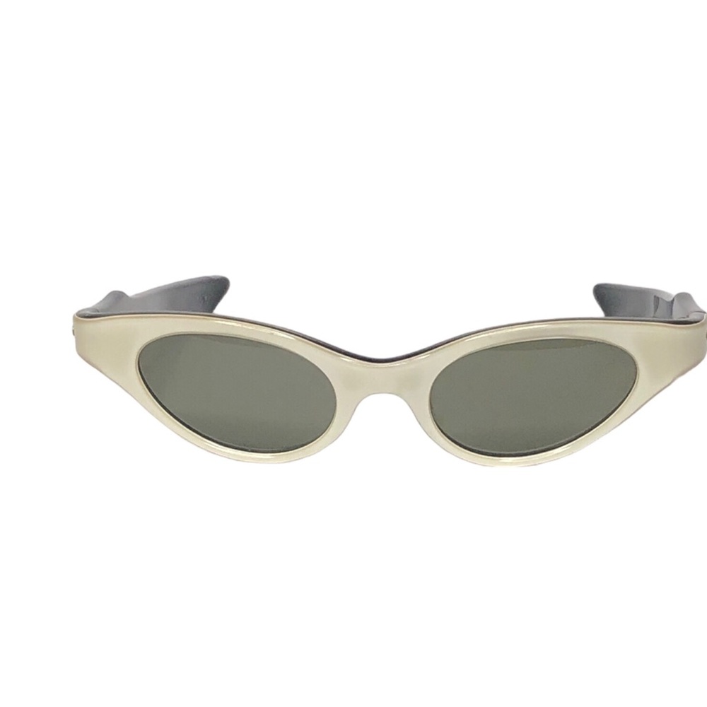 Vintage Cats Eye Sunglasses